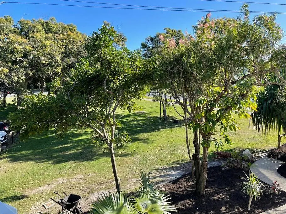 Daire Location Location, Sunshine Beach, 100 M To Beach